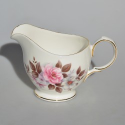  Porcelánová mliekovka 