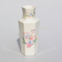  Porcelánová váza 