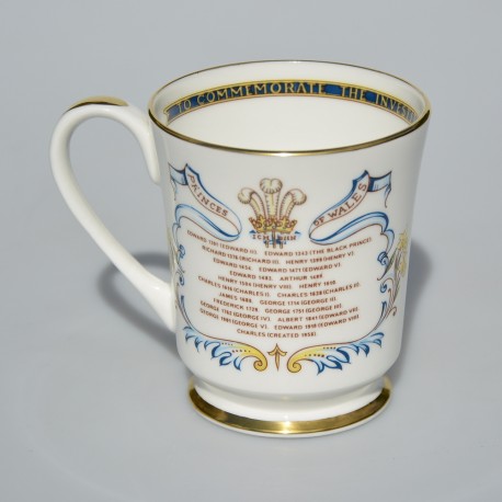 Porcelánový hrnček 