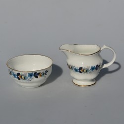  Stará porcelánová cukornička + mliekovka 