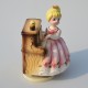 Porcelánová HRACIA soška Dievča a klavír