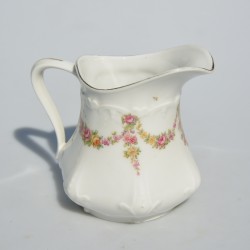 Porcelánová mliekovka    