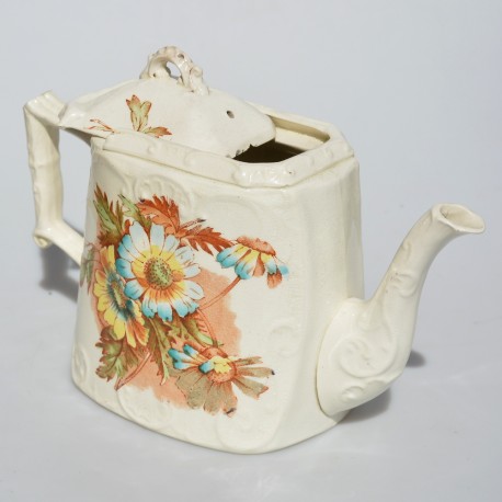 Starožitný porcelánový čajník 