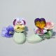 Zberateľská porcelánová črievička 6x10,5x4 cm, oťuky na kvietkoch