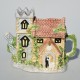  Zberateľský porcelánový čajník 
