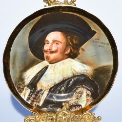 Porcelánový tanier 