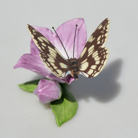 Zberateľská porcelánová soška Motýľ
