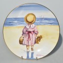 Porcel&aacute;nov&yacute; tanier 