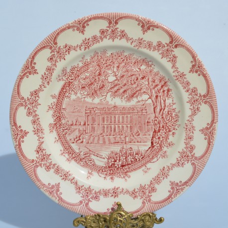 Porcelánový tanier